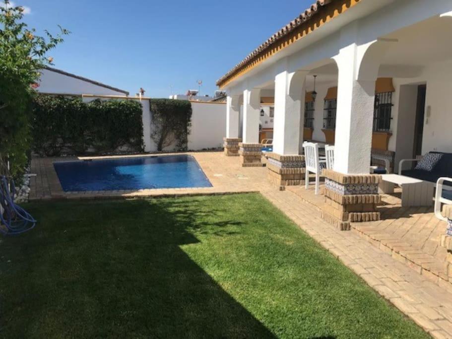 El Magnolio Villa Chiclana de la Frontera Buitenkant foto